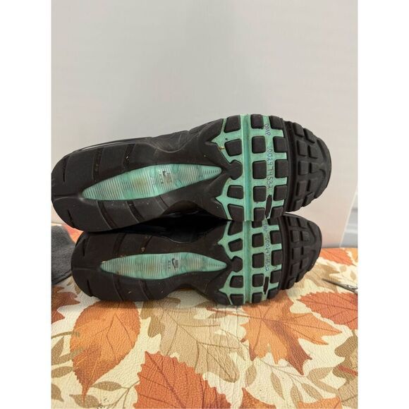 Nike Air Max 95 Jade Jewel JD Exclusive HV6062-001 Men's Size 9.5 - Picture 7 of 7